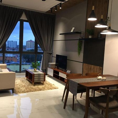 Cmk Troika Apartmen#Free Netflix Кота Бару Екстериор снимка